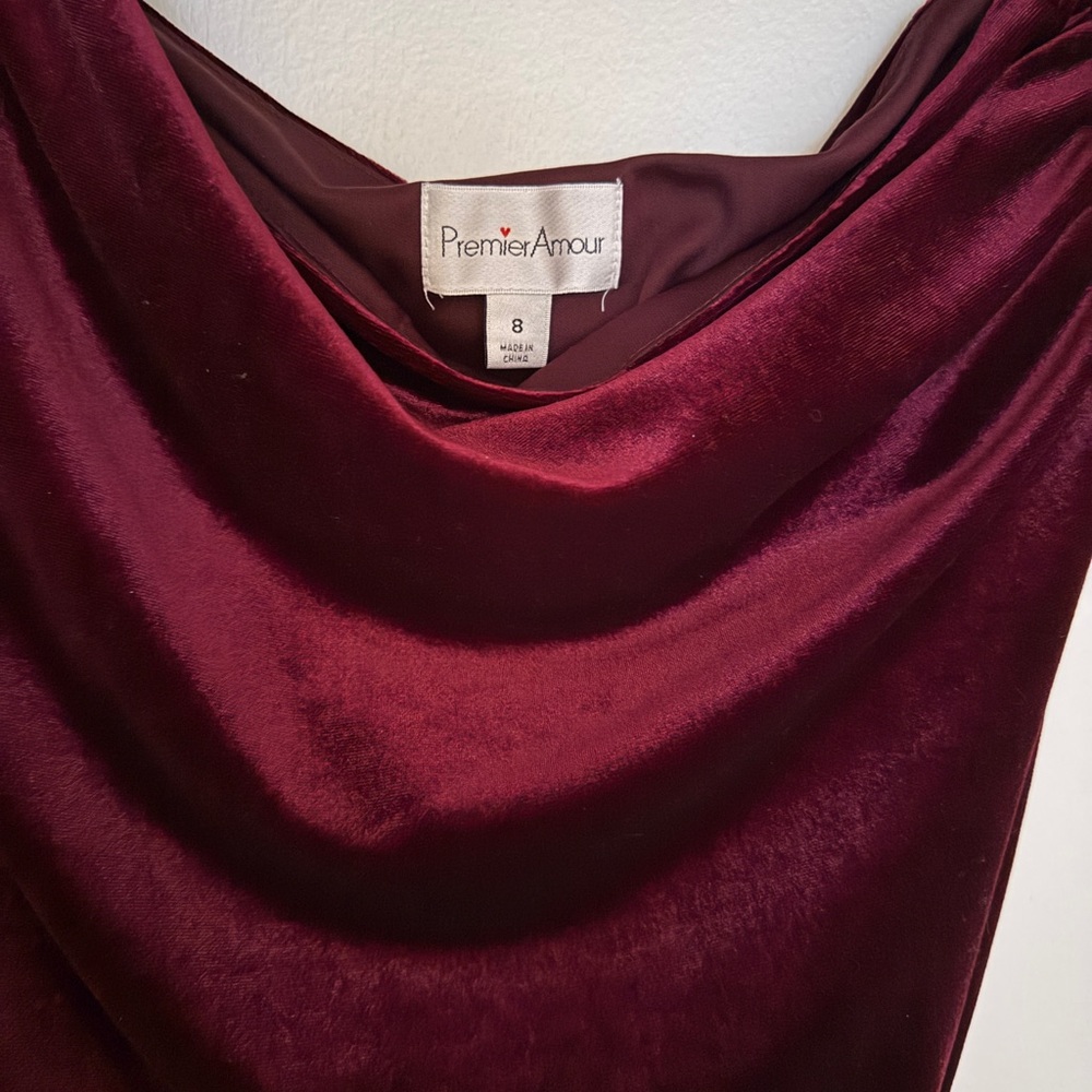 Premier Amour Womens One Shoulder Short Sleeve Velvet Fit + Flare Dress View 3